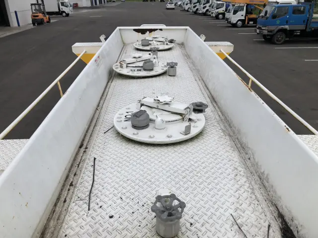 いすゞ フォワード SKG-FSR90S2(2WD)の写真7