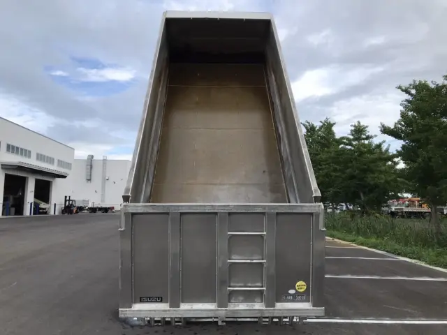 いすゞ フォワード LDG-FVZ34U2(6x4)の写真9