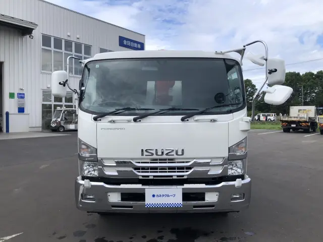 いすゞ フォワード 2RG-FTR90V2(2WD)の写真3