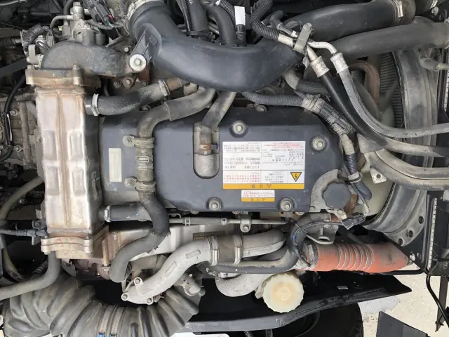 いすゞ フォワード 2RG-FTR90V2(2WD)の写真21