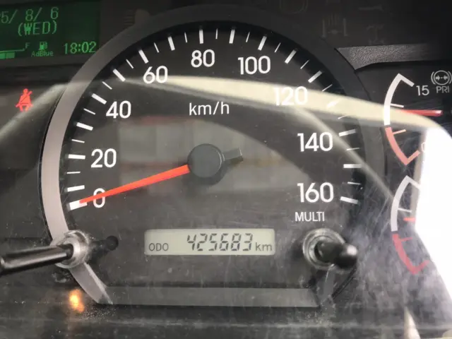 いすゞ フォワード 2RG-FTR90V2(2WD)の写真24