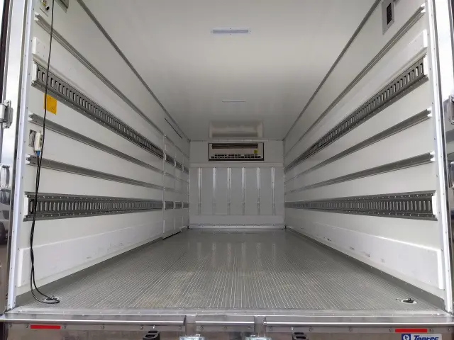 日野 レンジャー 2KG-FD2ABG(2WD)の写真7