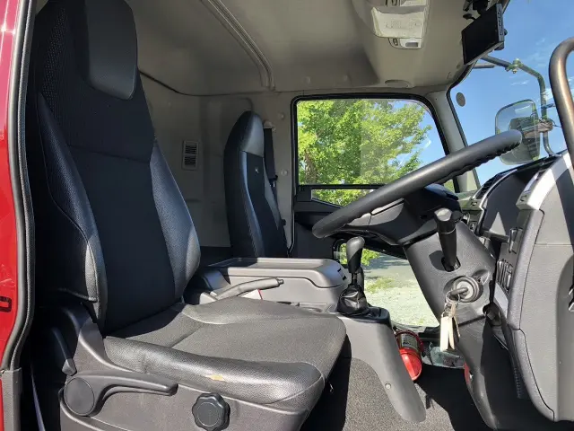 三菱 ファイター 2KG-FK61F(2WD)の写真22