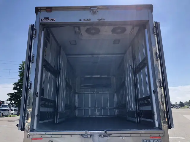 いすゞ エルフ TKG-NPR85YN(2WD)の写真7