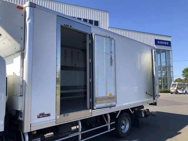 いすゞ エルフ TKG-NPR85YN(2WD)の写真10