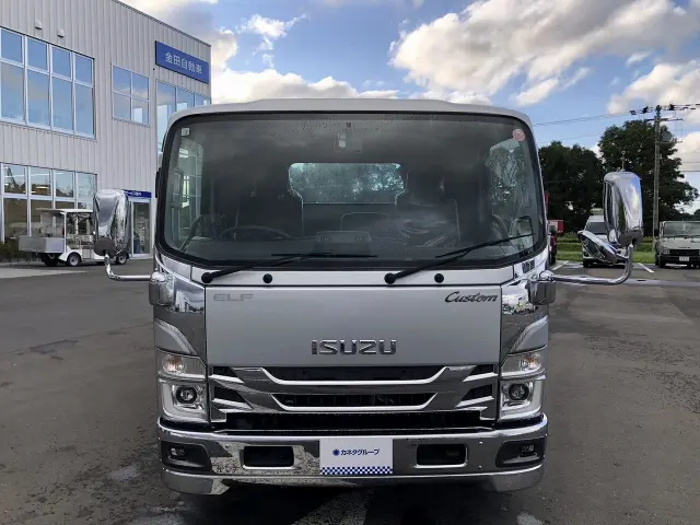 いすゞ エルフ 2RG-NPR88AN(2WD)の写真3