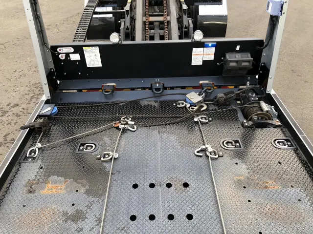 いすゞ エルフ 2RG-NPR88AN(2WD)の写真10