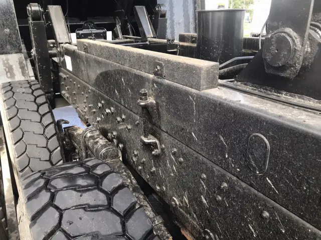 三菱 スーパーグレート QKG-FV60VX(6x4)の写真13