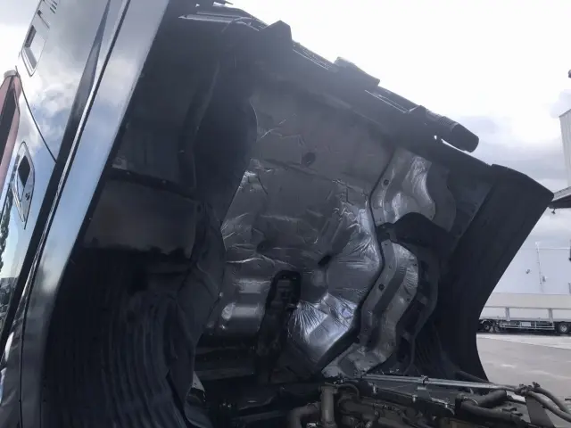 三菱 スーパーグレート QKG-FV60VX(6x4)の写真18