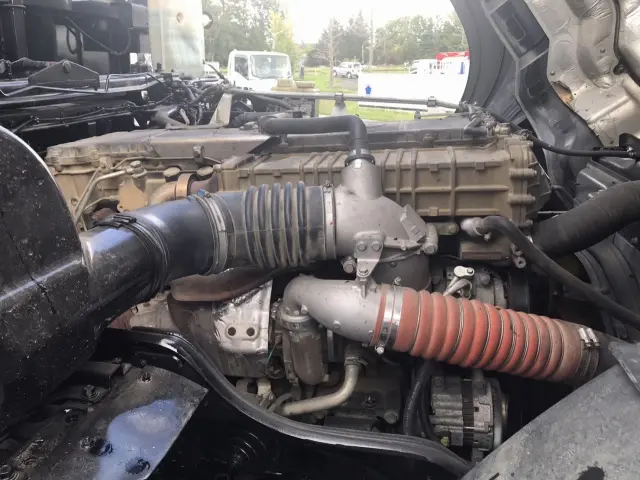 三菱 スーパーグレート QKG-FV60VX(6x4)の写真20