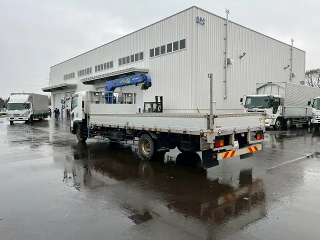 いすゞ フォワード LPG-FTR90S2(2WD)の写真4