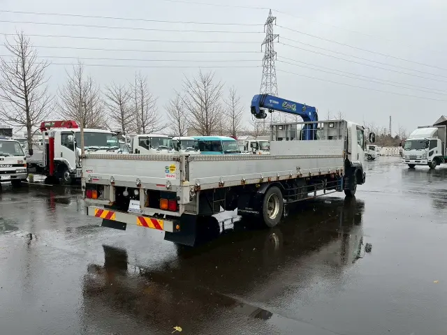 いすゞ フォワード LPG-FTR90S2(2WD)の写真6