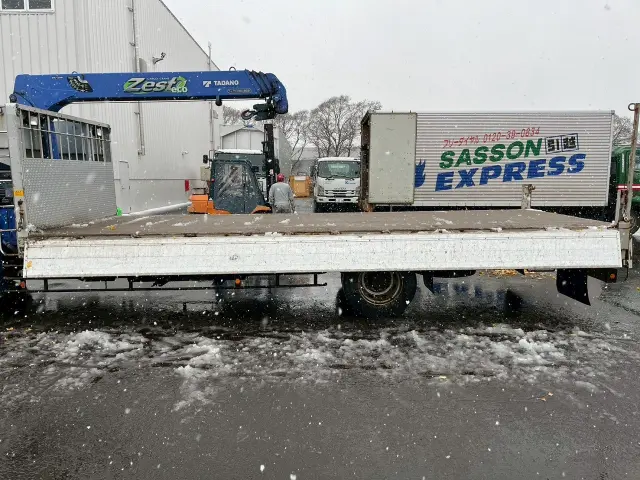 いすゞ フォワード LPG-FTR90S2(2WD)の写真10