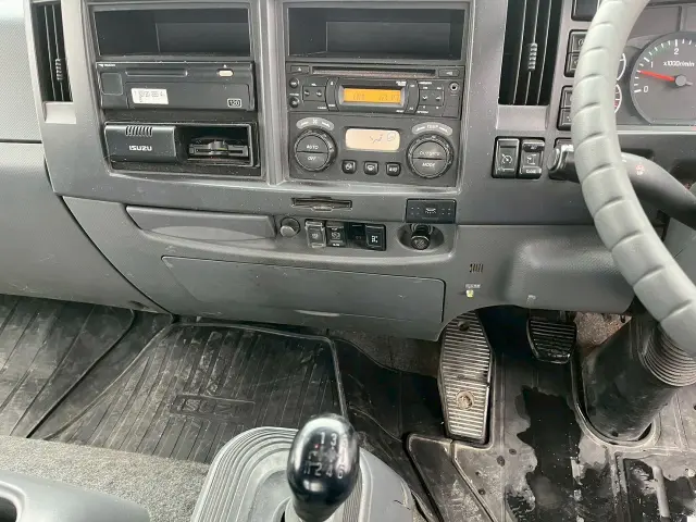 いすゞ フォワード LPG-FTR90S2(2WD)の写真23