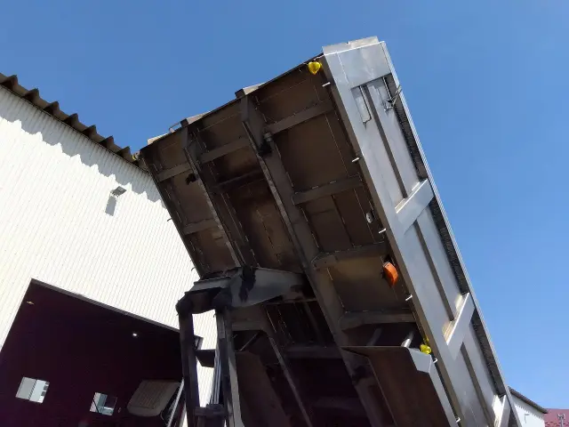 日野 レンジャー LDG-GK8JLAA(6x4)の写真11