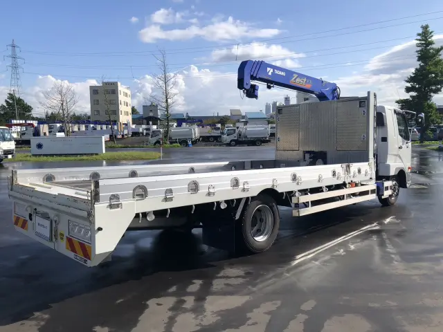 三菱 ファイター 2KG-FK62FZ(2WD)の写真6