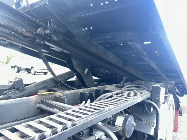 いすゞ エルフ TPG-NPR85AN(2WD)の写真13