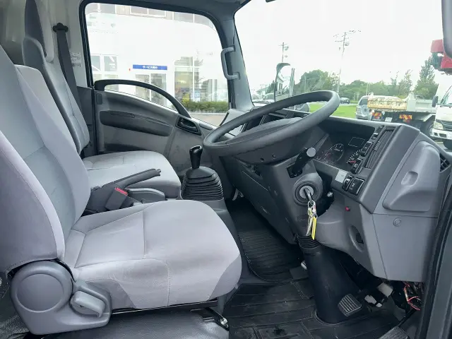 いすゞ エルフ TPG-NPR85AN(2WD)の写真22