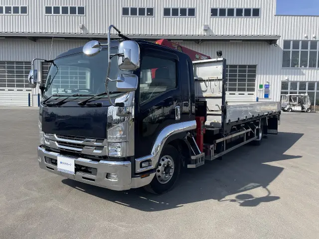 いすゞ フォワード 2RG-FRR90S2(2WD)の写真1