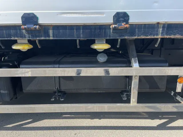 いすゞ フォワード 2RG-FRR90S2(2WD)の写真14