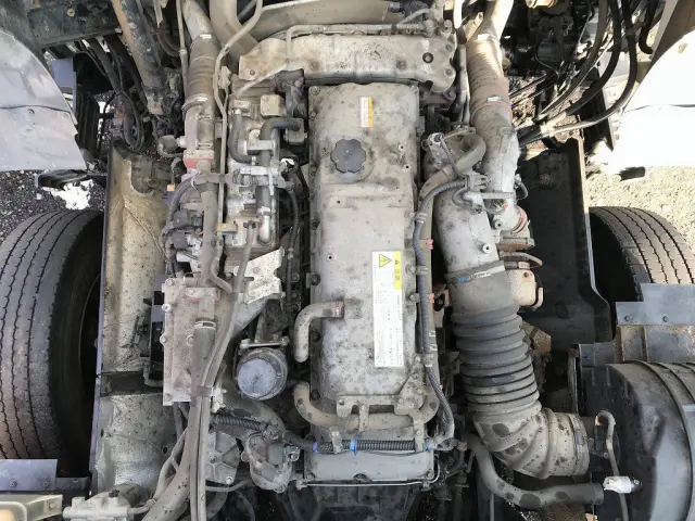 いすゞ ギガ 2PG-CXZ77CT(6x4)の写真21