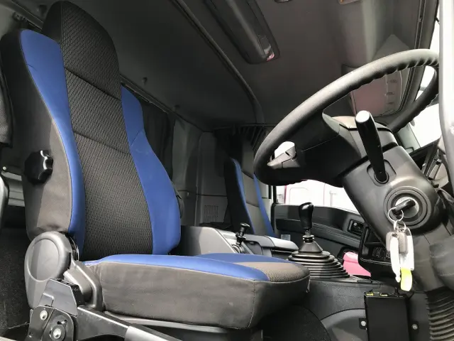 いすゞ ギガ 2PG-CXZ77CT(6x4)の写真22