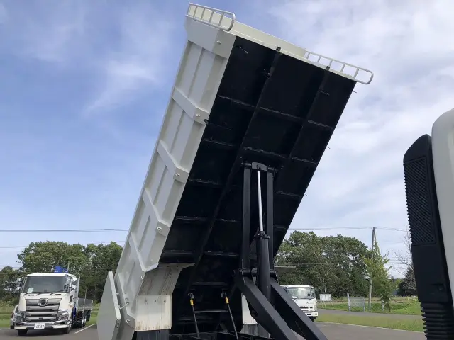 日野 レンジャー 2KG-FC2ABA(2WD)の写真10