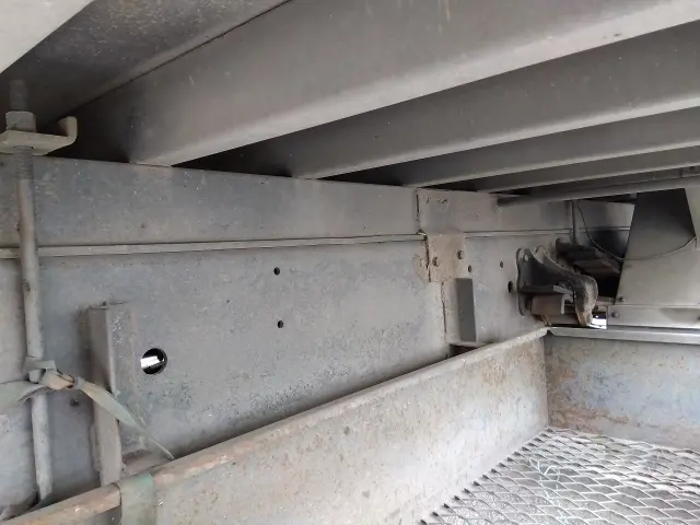 日野 レンジャー BDG-FG8JPWA(2WD)の写真15