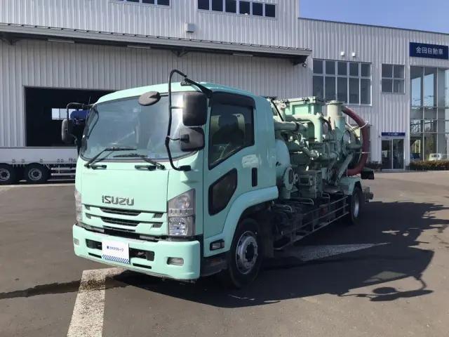 いすゞ フォワード 2RG-FTR90U2(2WD)の写真1