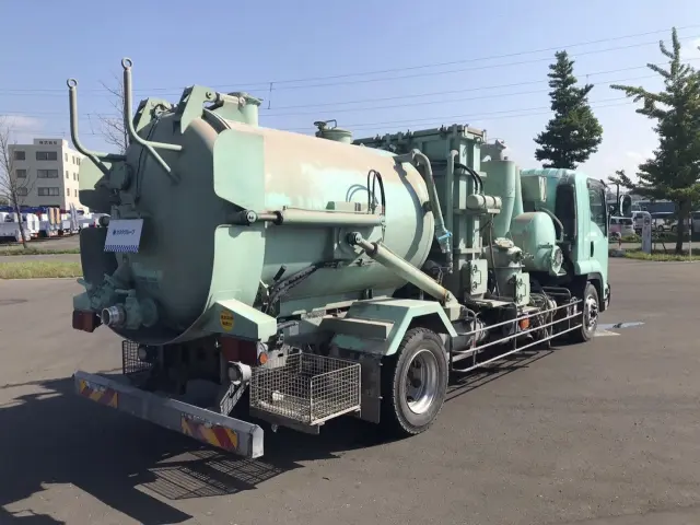 いすゞ フォワード 2RG-FTR90U2(2WD)の写真6