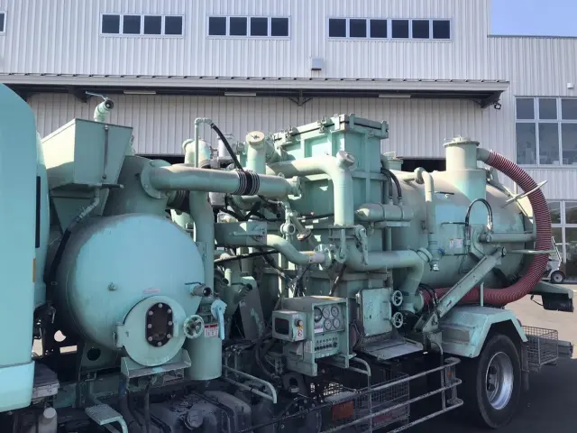 いすゞ フォワード 2RG-FTR90U2(2WD)の写真8