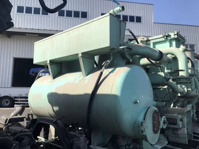 いすゞ フォワード 2RG-FTR90U2(2WD)の写真9