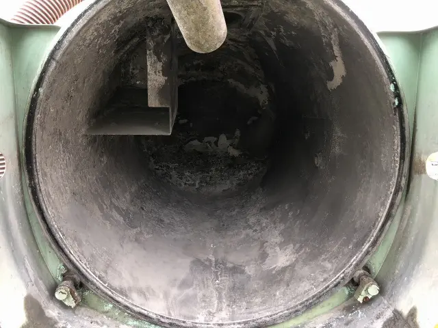 いすゞ フォワード 2RG-FTR90U2(2WD)の写真11