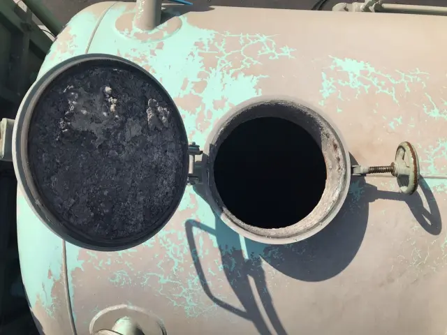 いすゞ フォワード 2RG-FTR90U2(2WD)の写真12