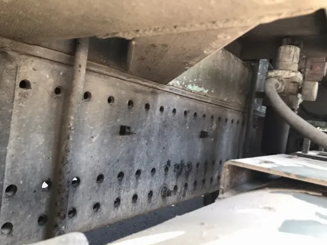 いすゞ フォワード 2RG-FTR90U2(2WD)の写真15