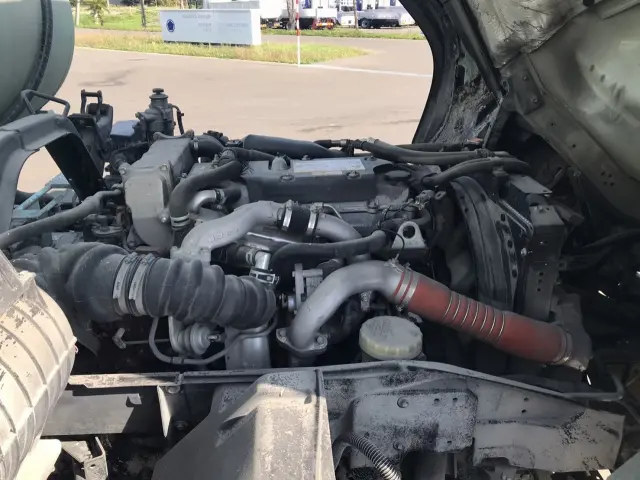 いすゞ フォワード 2RG-FTR90U2(2WD)の写真20