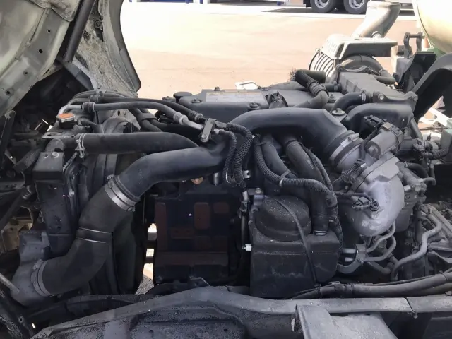 いすゞ フォワード 2RG-FTR90U2(2WD)の写真21