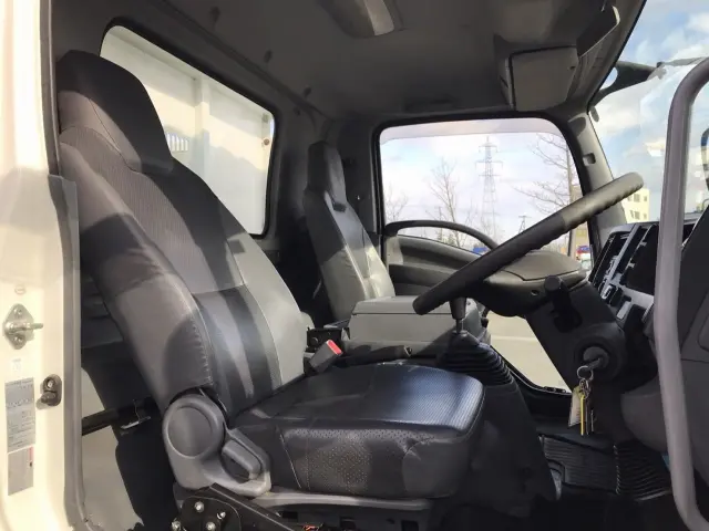 いすゞ フォワード TKG-FRR90S1(2WD)の写真22