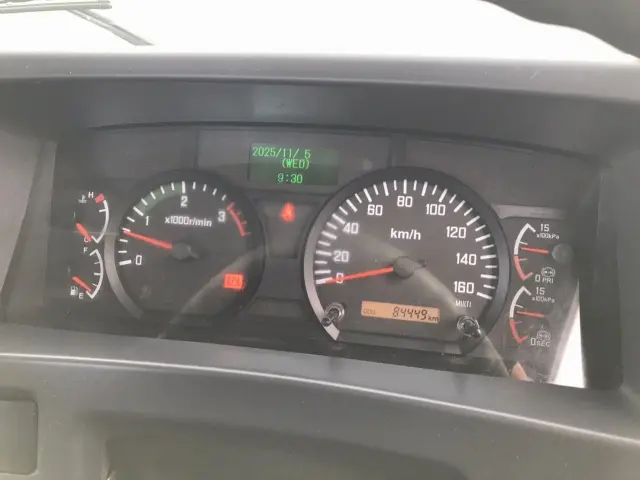 いすゞ フォワード TKG-FRR90S1(2WD)の写真24