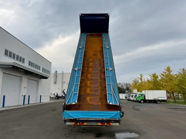 日野 プロフィア QKG-FS1EWEA(6x4)の写真9