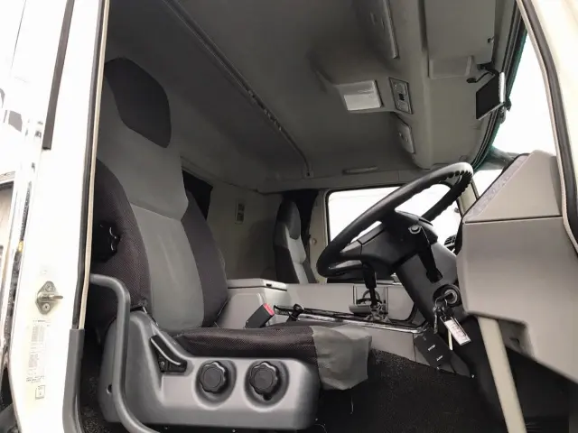 三菱 スーパーグレート QPG-FV60VZ(6x4)の写真22