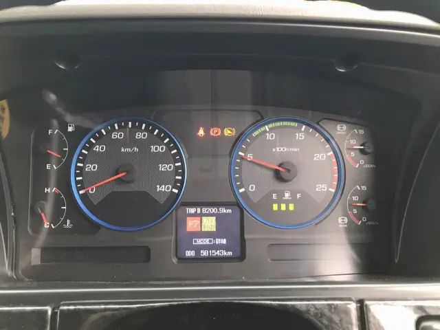 三菱 スーパーグレート QPG-FV60VZ(6x4)の写真24