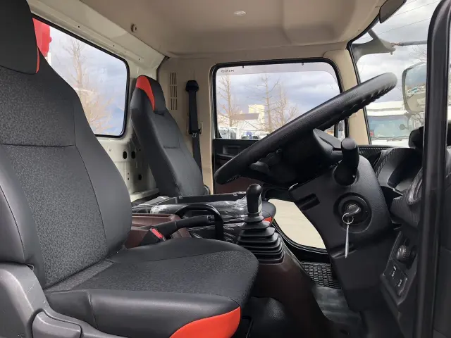 日野 レンジャー 2KG-FC2ABA(2WD)の写真23