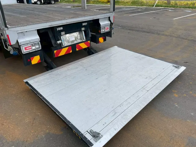 日野 レンジャー 2PG-FE2ABG(2WD)の写真12