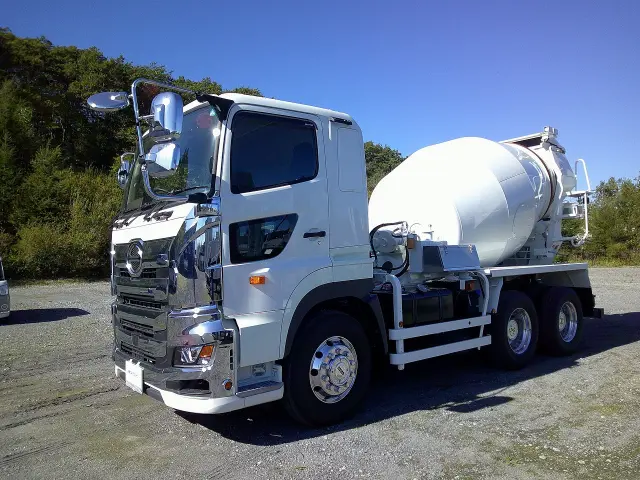 日野 プロフィア 2DG-FS1AGE(6x4)の写真1