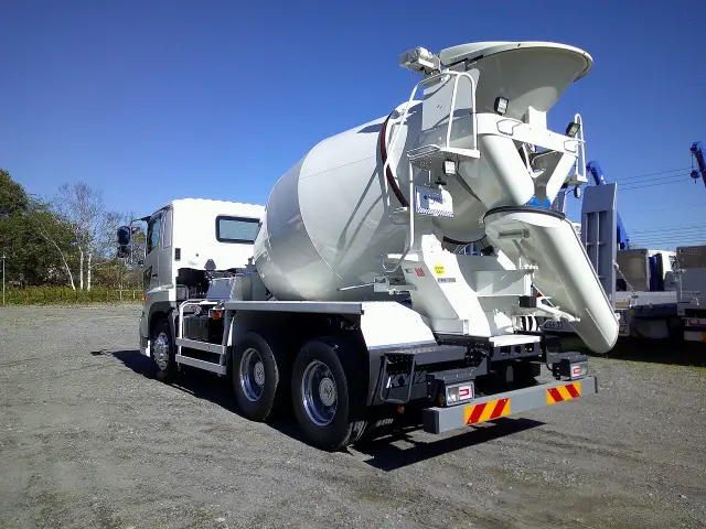 日野 プロフィア 2DG-FS1AGE(6x4)の写真4