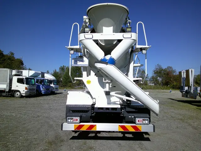 日野 プロフィア 2DG-FS1AGE(6x4)の写真5