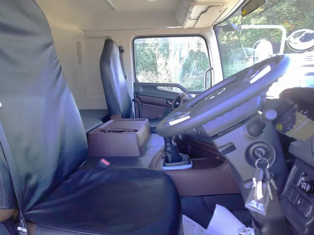 日野 プロフィア 2DG-FS1AGE(6x4)の写真22