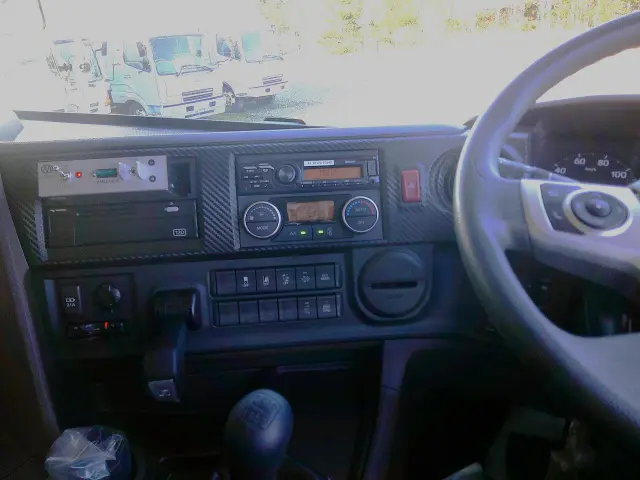 日野 プロフィア 2DG-FS1AGE(6x4)の写真23