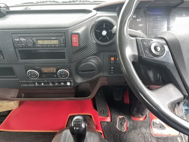 日野 レンジャー 2KG-FC2ABA(2WD)の写真23